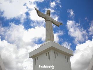 Monument of King Muene Vunongue (Rotunda)