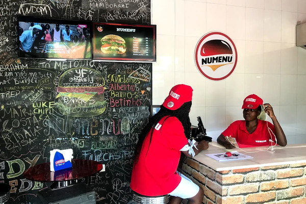 HAMBURGUERIA NUMENU, Luanda