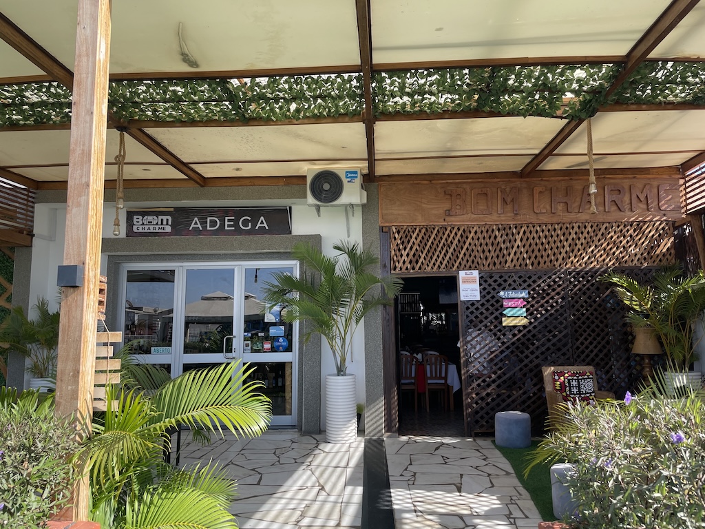 Restaurante e Adega Bom Charme